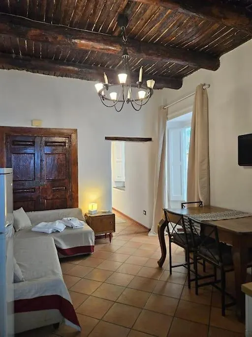 Apartment La Casetta A Chiaia Di Goti Naples Italy